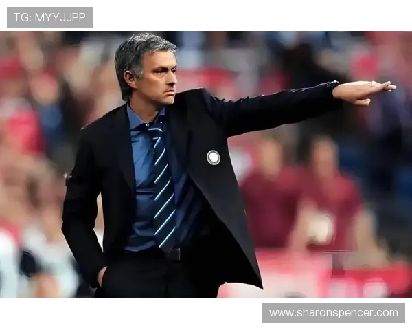 穆里尼奥防守策略持续发力,球队连胜佳绩引人关注 穆里尼奥防守策略持续发力,球队连胜佳绩引人关注