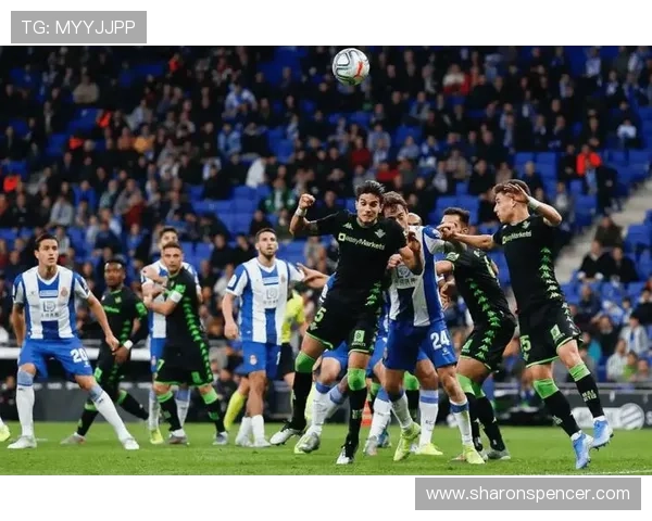 西甲埃尔切定位球表现稳健，助力球队逆转胜利分析